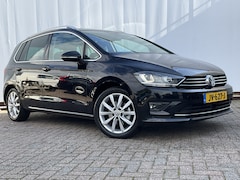 Volkswagen Golf Sportsvan - 1.4 TSI Highline Automaat Trekhaak Adap.Cruise Nav/Cam Stoelverw Hoogzitter