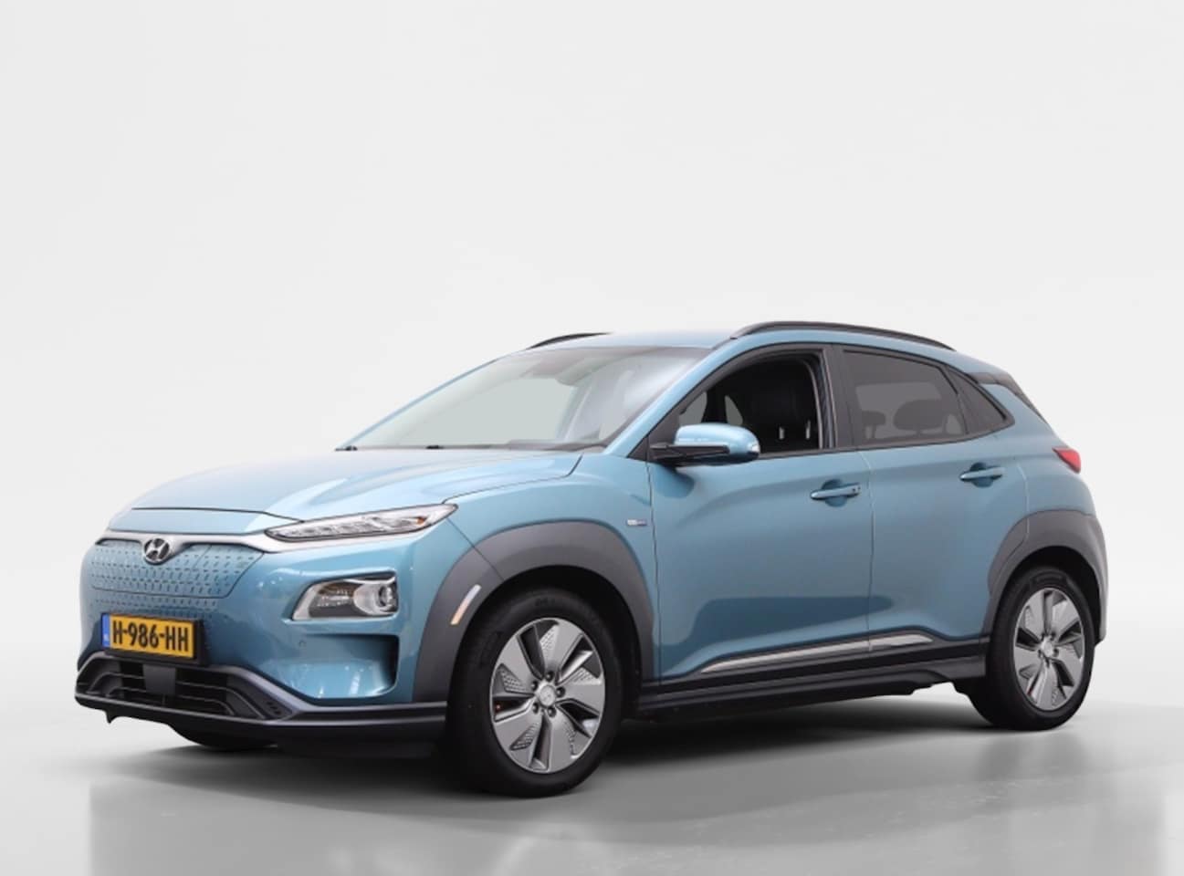 Hyundai Kona Electric - EV Premium 64 kWh | SOH 95.7% | 3-fase | BlueLink - AutoWereld.nl