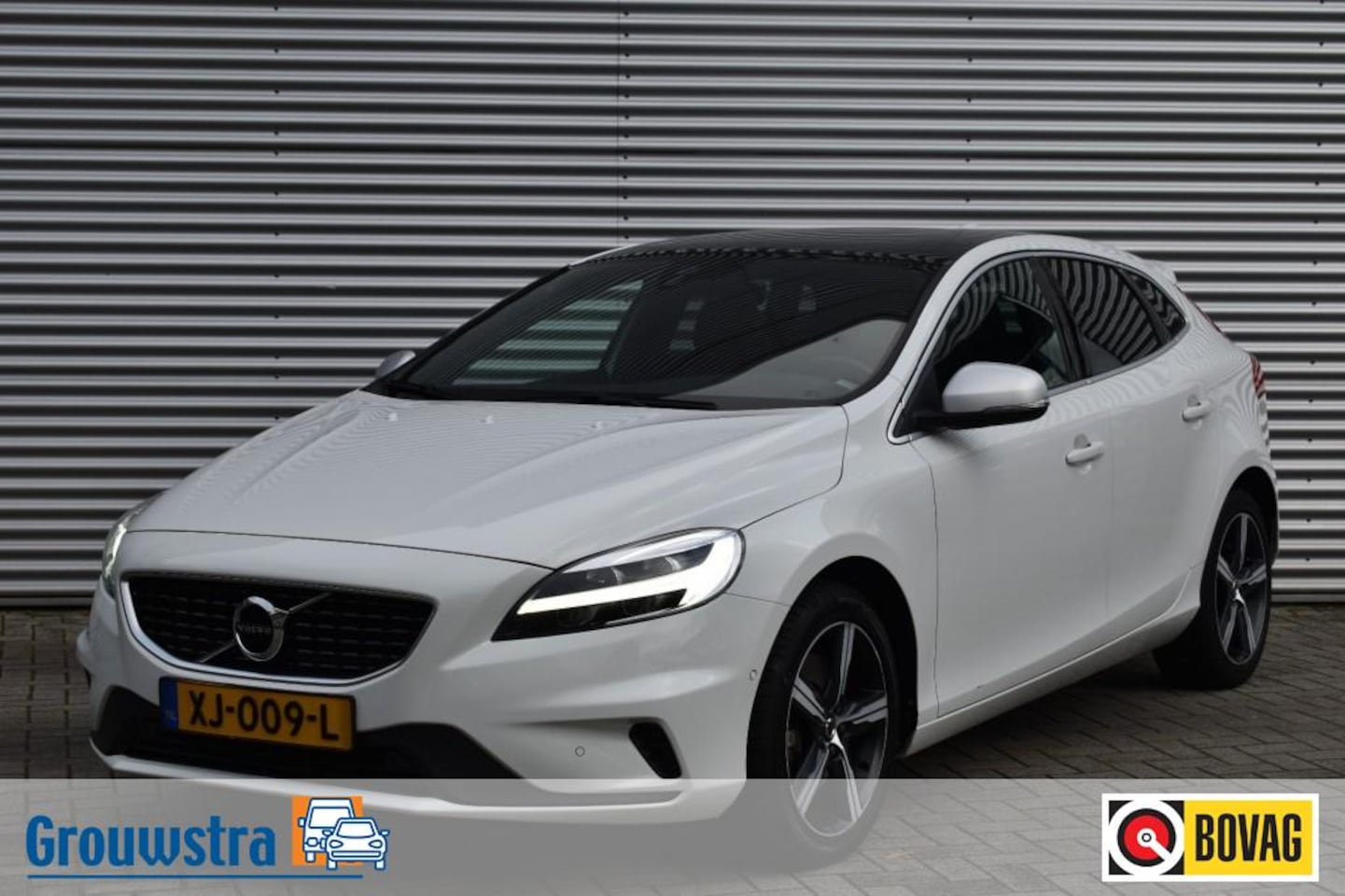 Volvo V40 - 1.5 T3 AUT. POLAR+ SPORT / HARMAN/KARDON / AFN. HAAK - AutoWereld.nl