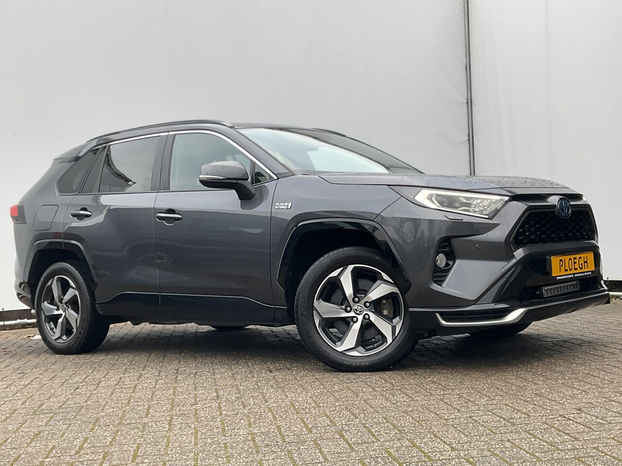 Toyota RAV4 - 2.5 Hybrid AWD Plug-in Leer Stoel/Stuurverw Carplay Trekhaak Keyless PHEV - AutoWereld.nl