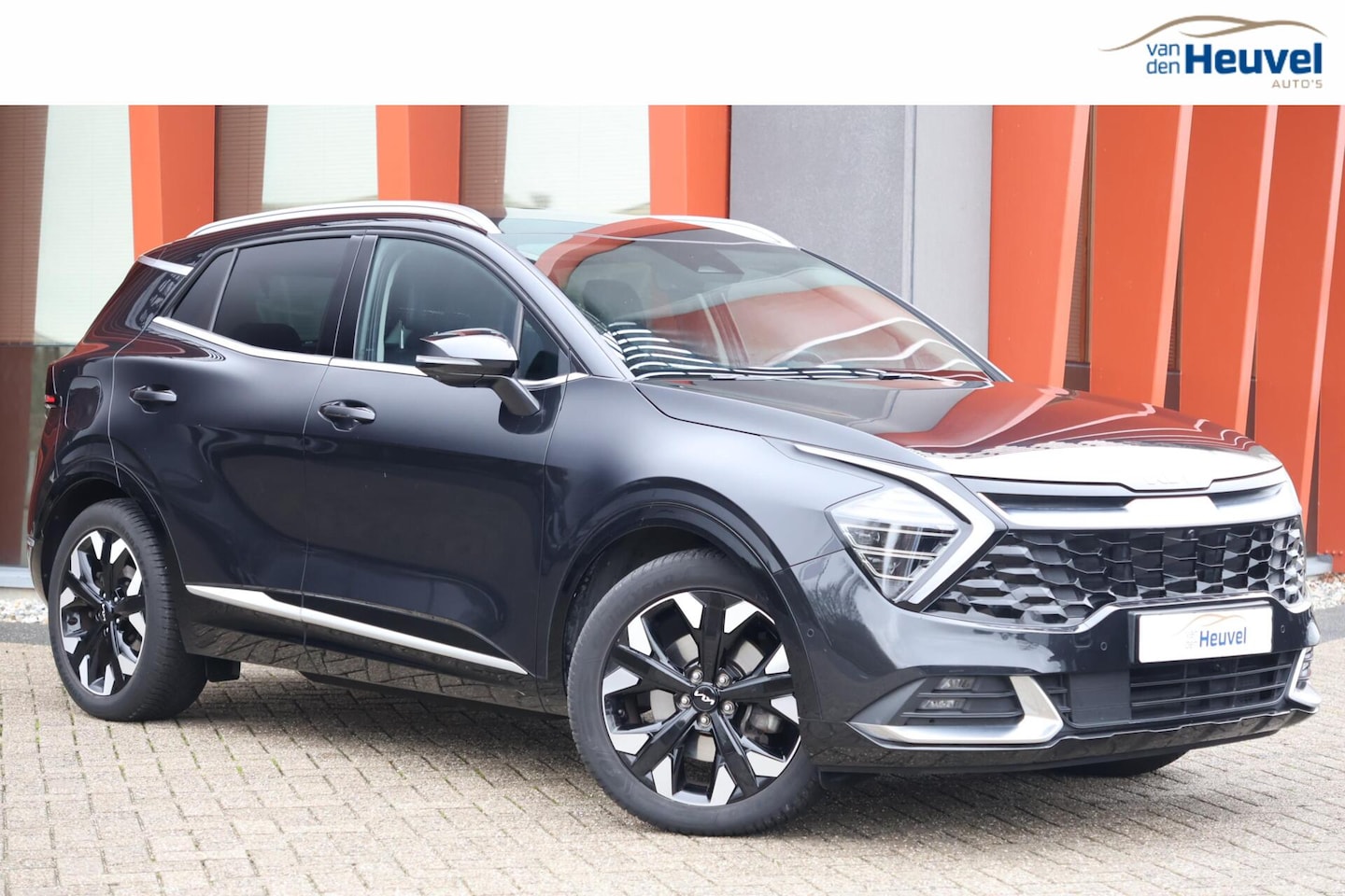 Kia Sportage - 1.6 T-GDi Plug-in Hybrid AWD DynamicLine | Stoelverwarming | 360° Camera | Adaptieve Cruis - AutoWereld.nl