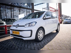 Volkswagen Up! - 1.0 BMT move up | Airco | Trekhaak | Bluetooth telefoon | Electrische ramen | Maps & More
