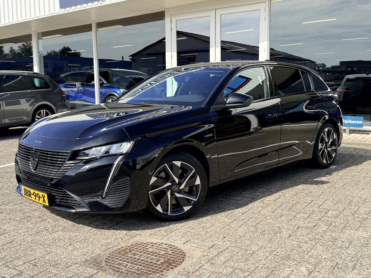 Peugeot 308 - 1.6 HYbrid 180 Allure Pack Business | LED | Navi | Apple Carplay | PDC v+a incl. Camera | - AutoWereld.nl