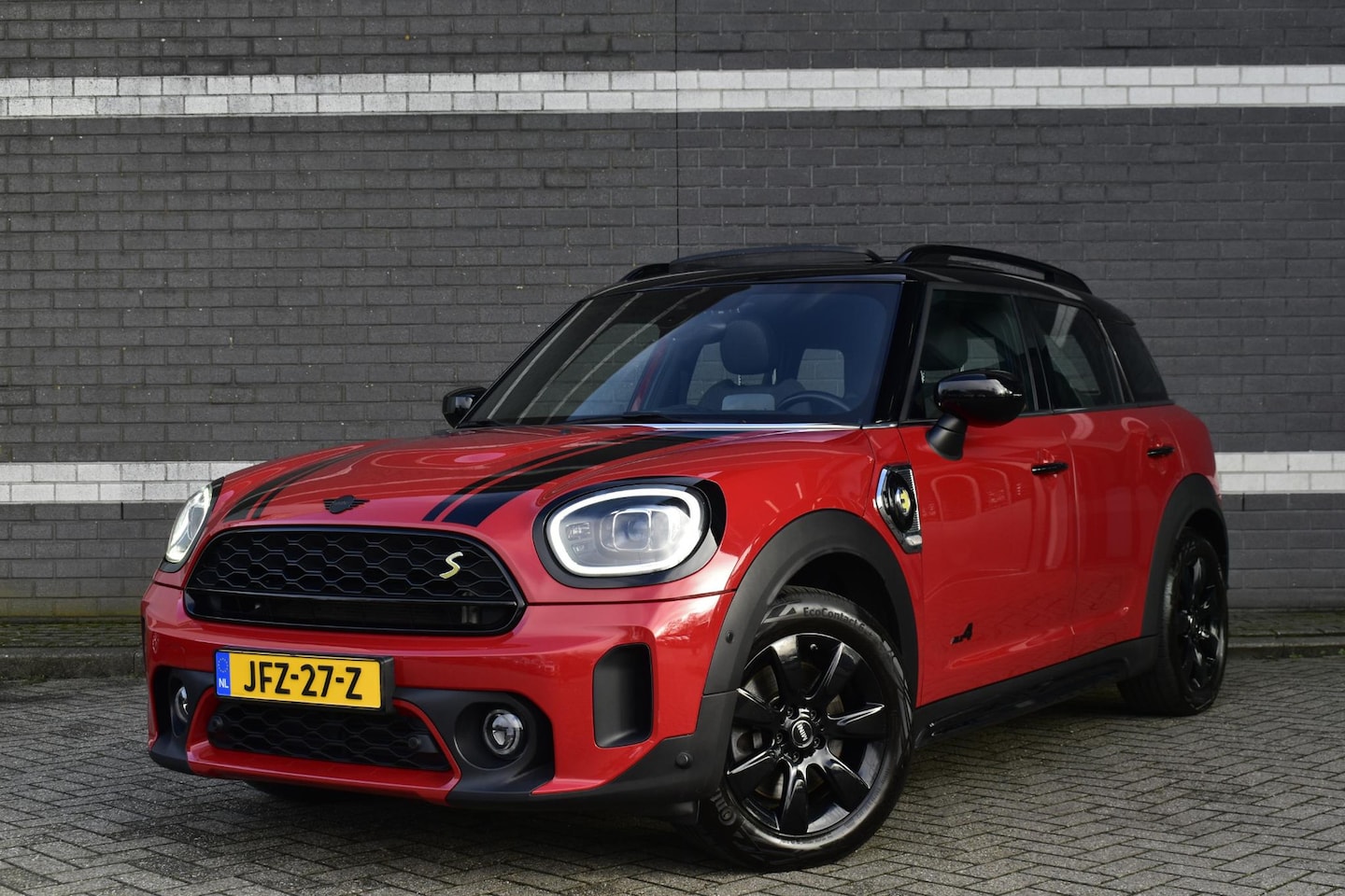 MINI Countryman - Mini 1.5 Cooper S E ALL4 Classic / Panoramadak / Head-Up / Stoel-Stuur-Voorruitverwarming - AutoWereld.nl