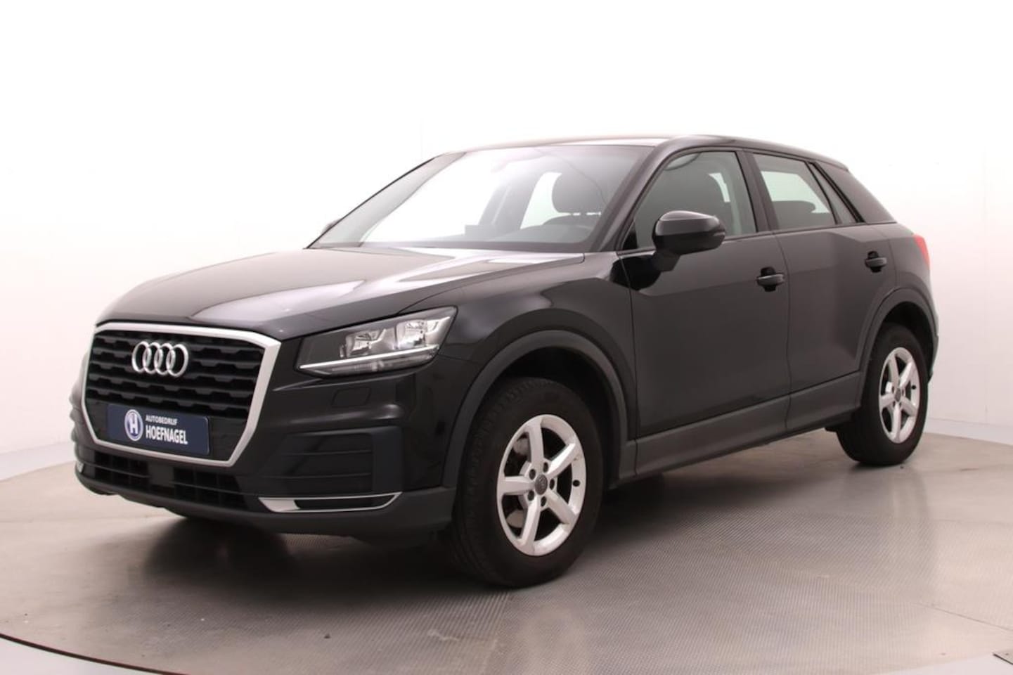 Audi Q2 - 35 TFSI CoD Design Automaat | Parkeersensoren | Trekhaak - AutoWereld.nl
