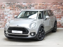MINI Clubman - Cooper Business / Navigatiesysteem Professional / Cruise Control / Parkeersensoren / Drivi