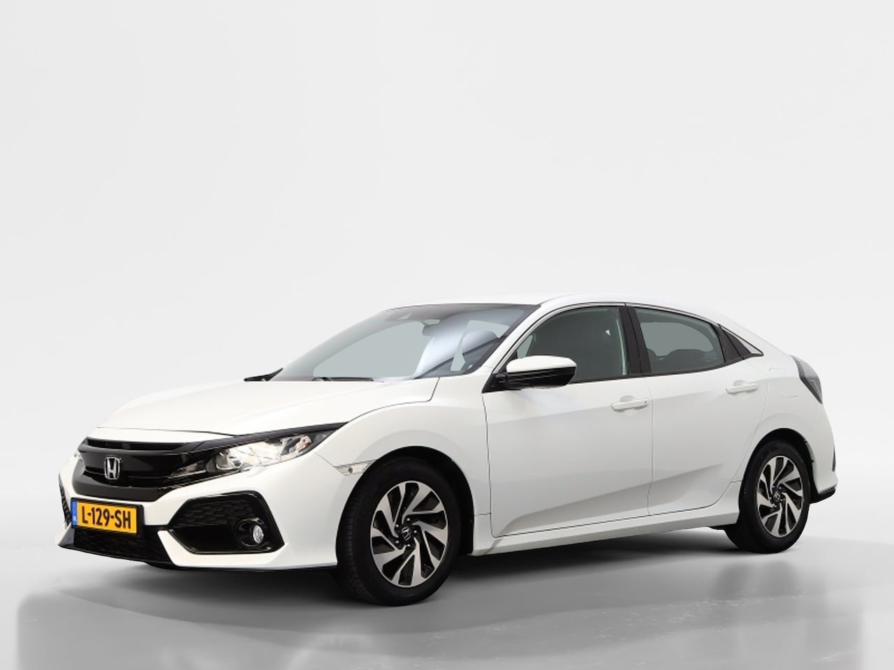 Honda Civic - 1.0 i-VTEC Comfort | Stoelverwarming | Cruise Control - AutoWereld.nl