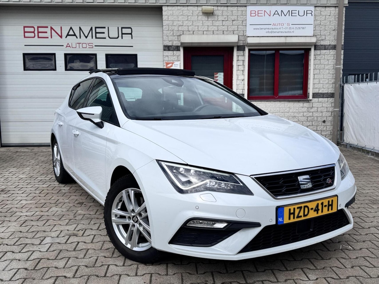 SEAT Leon - 1.4 TSI 150PK ACT DSG Pano/ Leder/ Navi - AutoWereld.nl