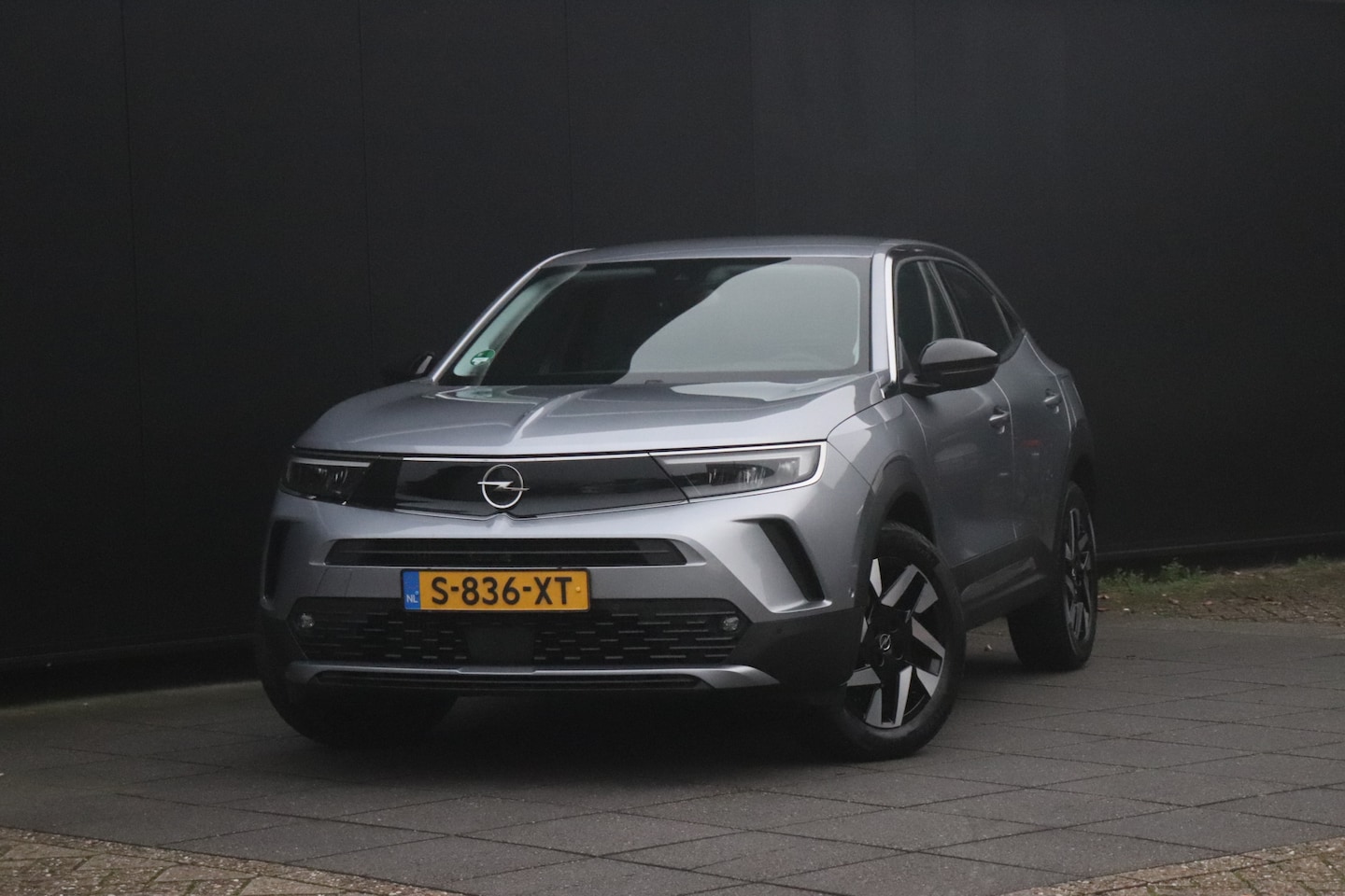 Opel Mokka - 1.2 Business Elegance | TREKHAAK | 360° CAMERA | NAVI | CRUISE | APPLE CARPLAY | - AutoWereld.nl