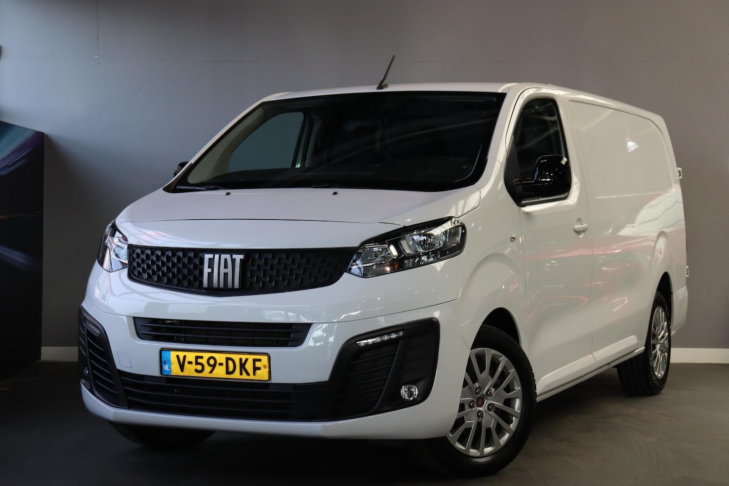 Fiat Scudo - 2.0 MultiJet L3H1 / Cruise Control / PDC achter / Connect pakket / Trekhaak - AutoWereld.nl