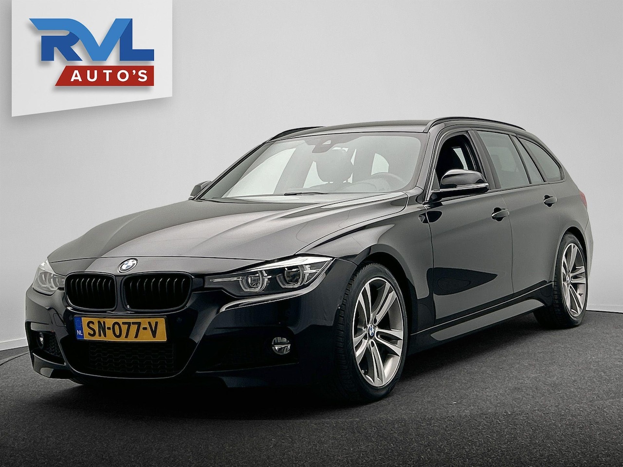 BMW 3-serie Touring - 320i Edition M Sport Shadow Executive | Origineel Nederlands | Leder Camera Lane Assist St - AutoWereld.nl