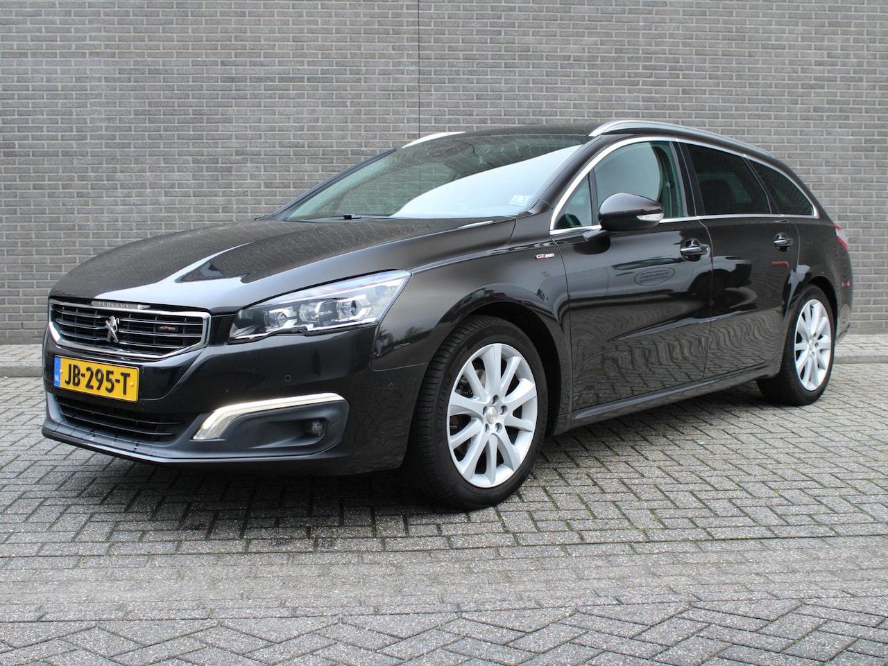 Peugeot 508 SW - 1.6 e-THP GT-line Automaat, Trekhaak 1775kg, Navigatie, Keyless Entry/Start, Navigatie, Ac - AutoWereld.nl