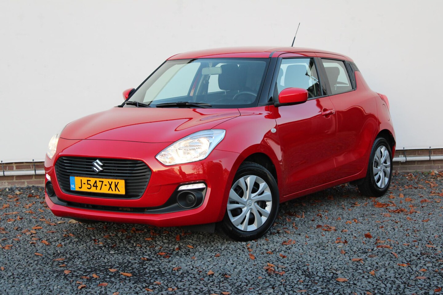 Suzuki Swift - 1.2 Comfort Smart Hybrid 1e Eig. en Dealer onderhouden! - AutoWereld.nl