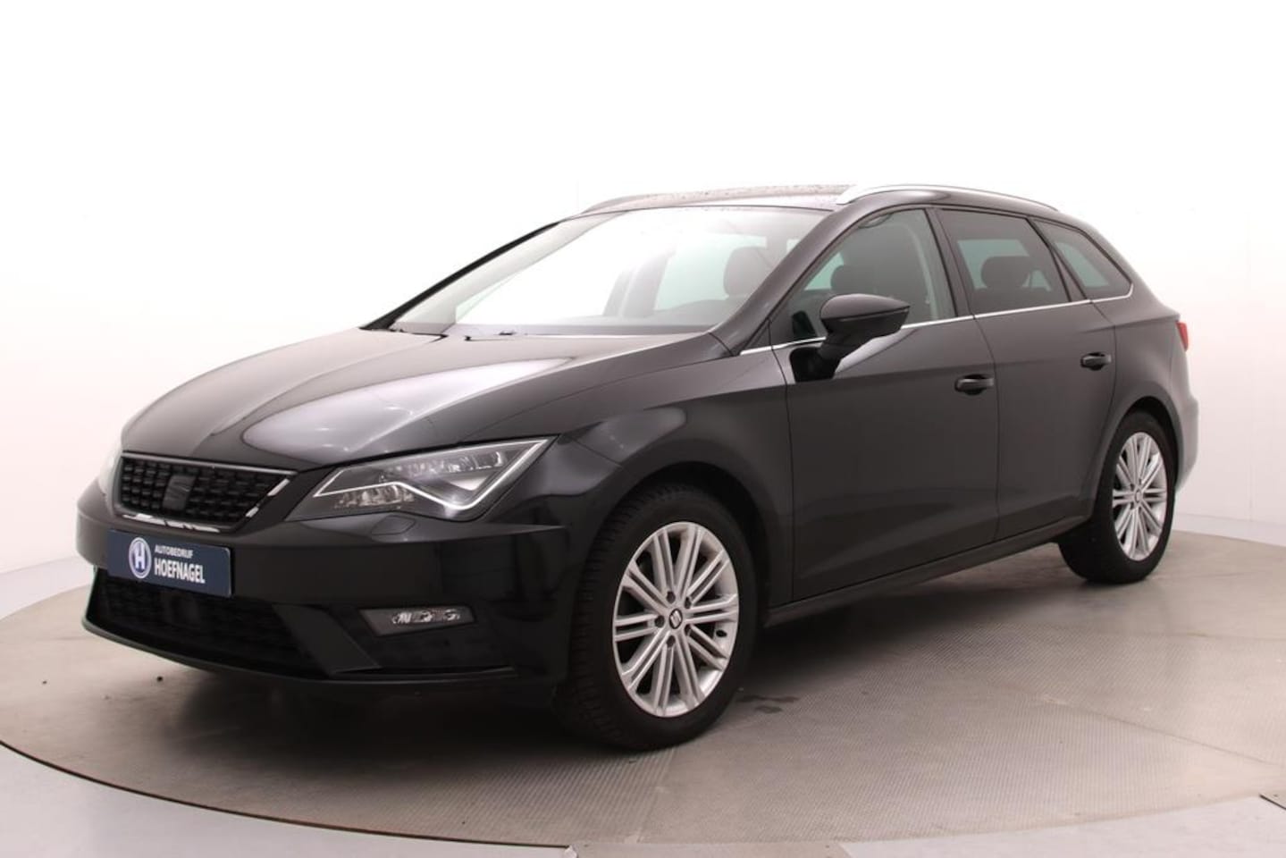 SEAT Leon ST - 1.4 EcoTSI Xcellence | Trekhaak | Cruise Control | Stoelverw. | CarPlay | - AutoWereld.nl