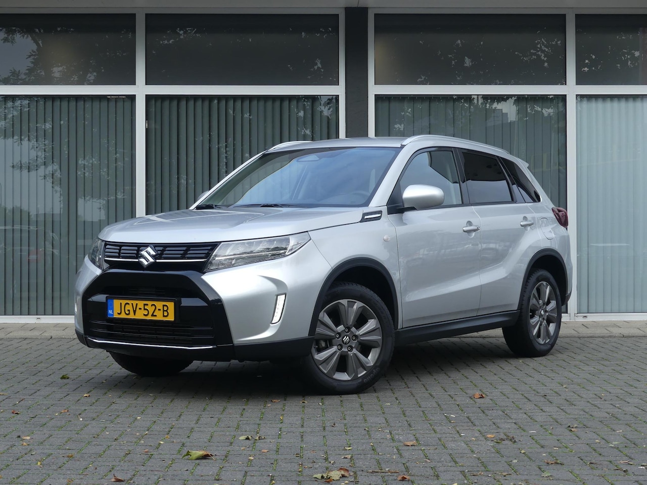 Suzuki Vitara - 1.4 Boosterjet Select Smart Hybrid All Season banden, Apple Carpl/Andr Auto - AutoWereld.nl