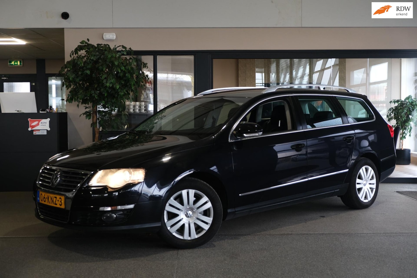 Volkswagen Passat Variant - 1.4 TSI Highline BlueMotion DSG Navi Cruise PDC Trek - AutoWereld.nl