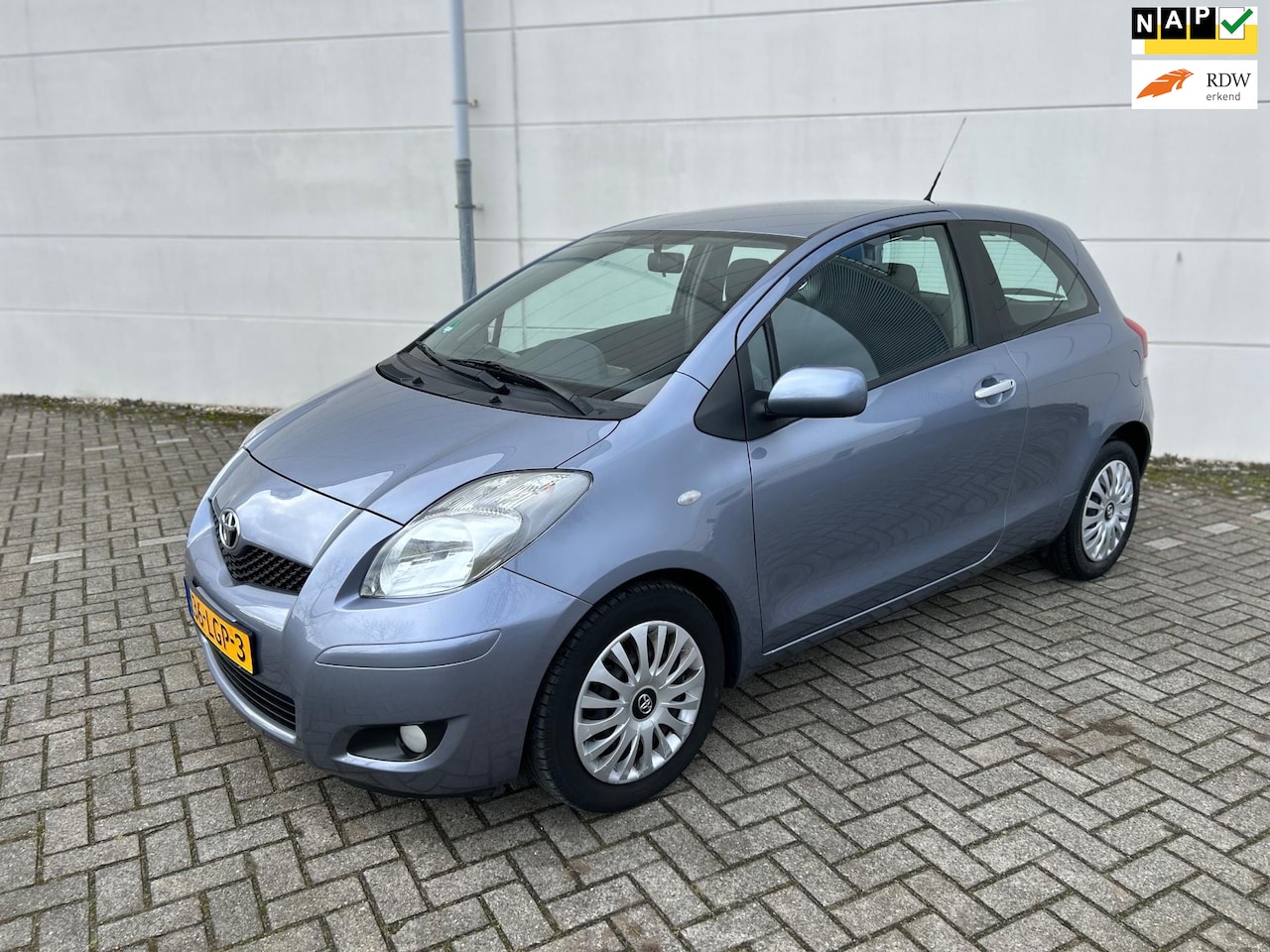 Toyota Yaris - 1.3 VVTi Aspiration Climat Controle 6-Bak Handgeschakeld NL-Auto Onderhoudsboekje aanwezig - AutoWereld.nl