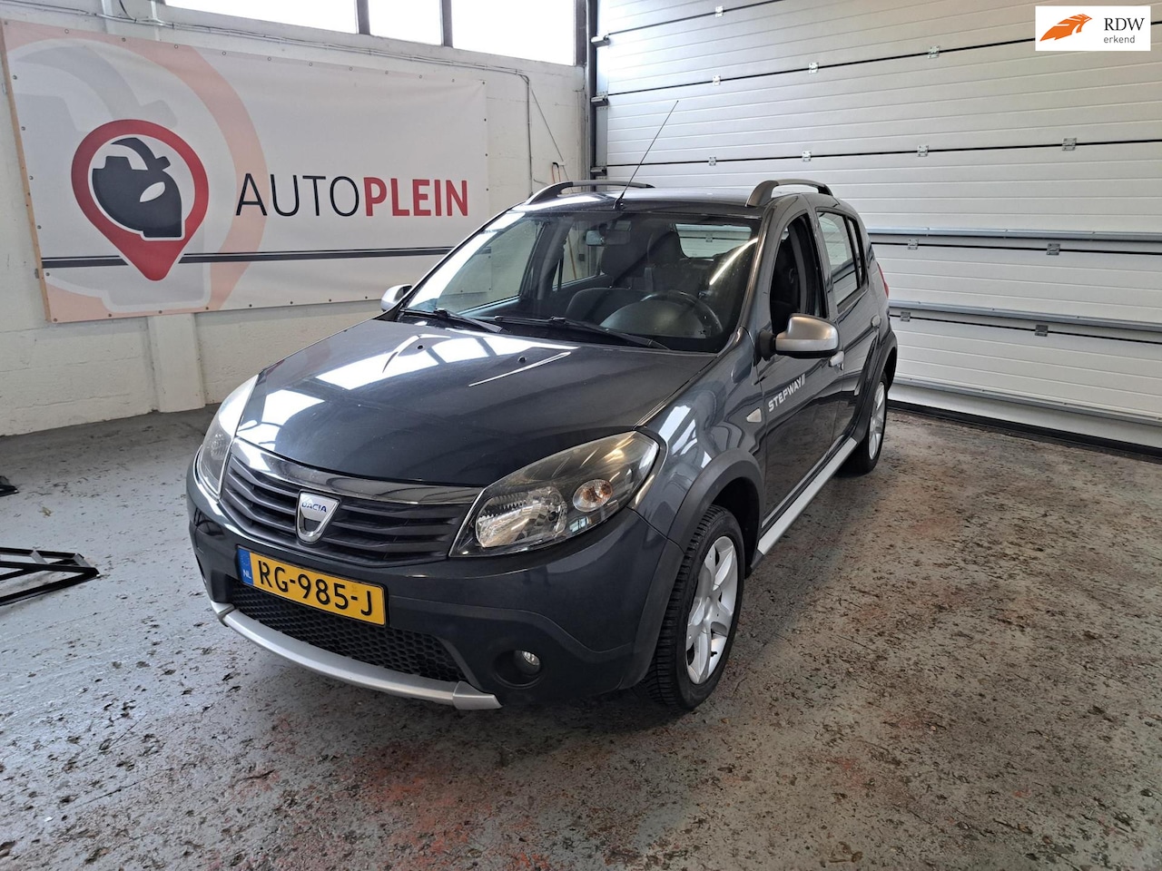 Dacia Sandero Stepway - 1.6 - AutoWereld.nl