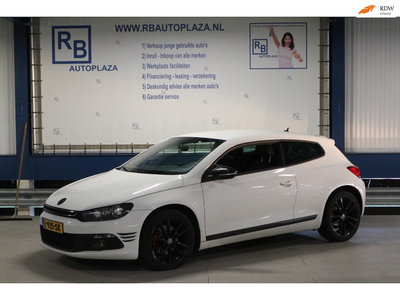 Volkswagen Scirocco - 1.4 TSI / Automaat / CARPLAY / Leuke wagen ! ! ! - AutoWereld.nl