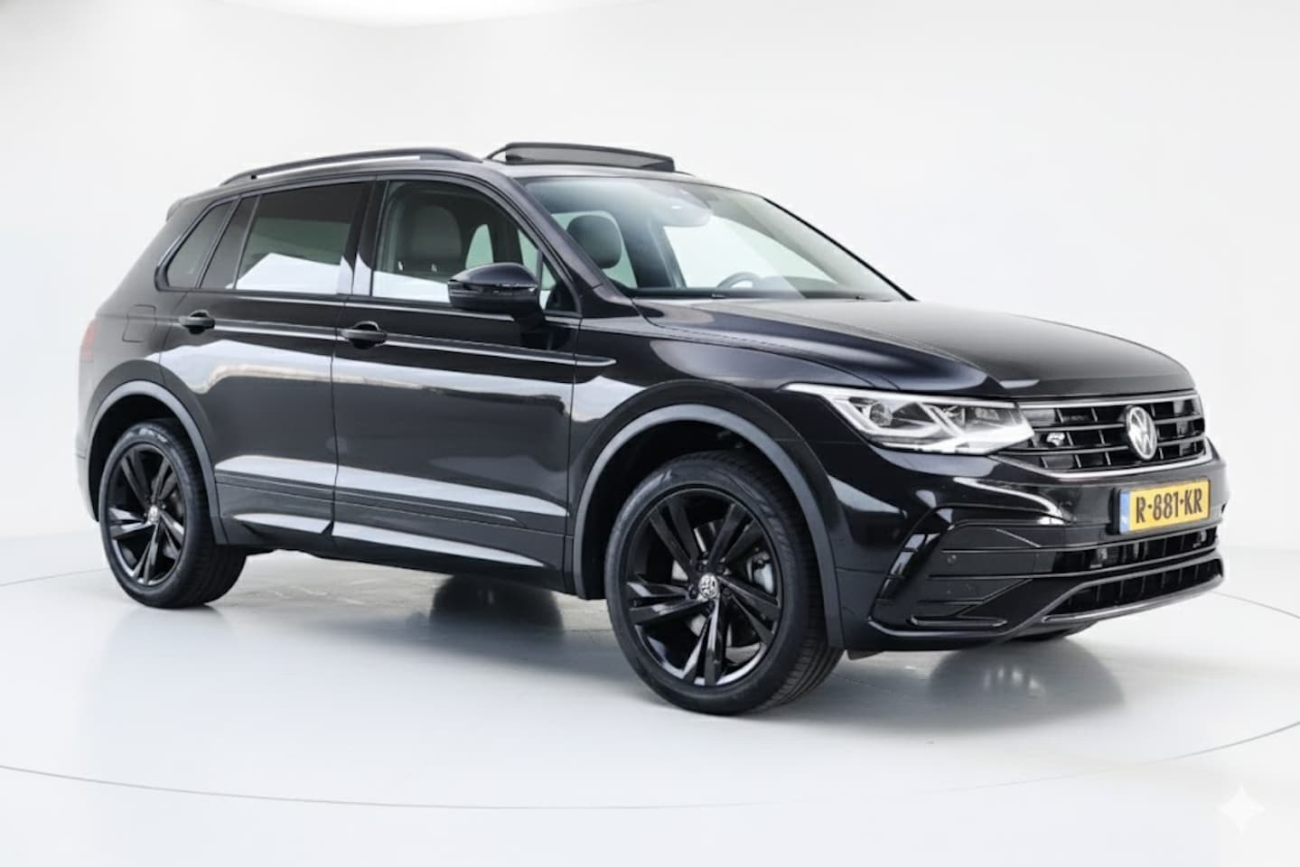 Volkswagen Tiguan - 1.4 TSI PHEV | Geen import | R Line | Panoramadak | Vol - AutoWereld.nl