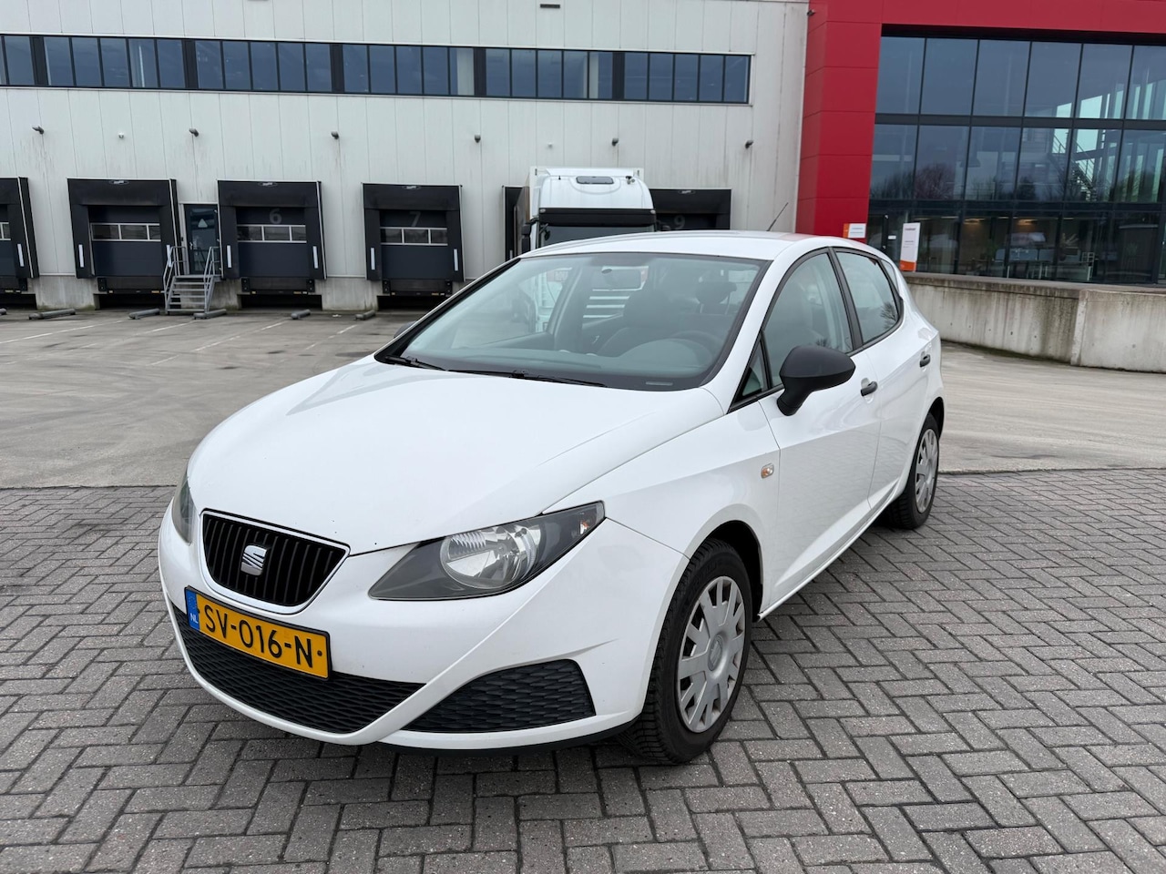 SEAT Ibiza - 1.4 Stylance 244.000 Dkm Airco Wit 2009 - AutoWereld.nl