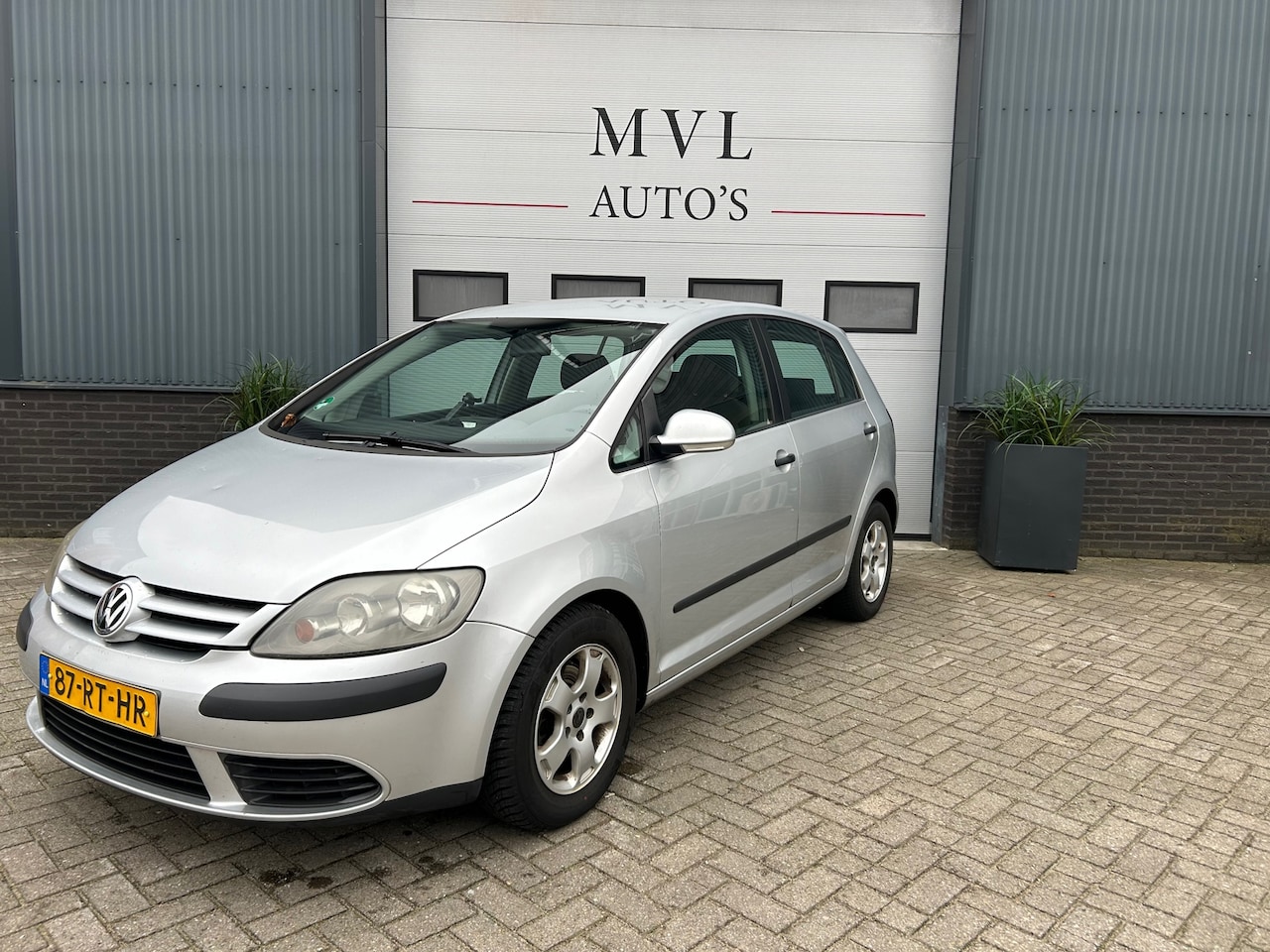 Volkswagen Golf Plus - 1.6 FSI Comfortline Business / NIEUWE APK / RIJKLAAR - AutoWereld.nl