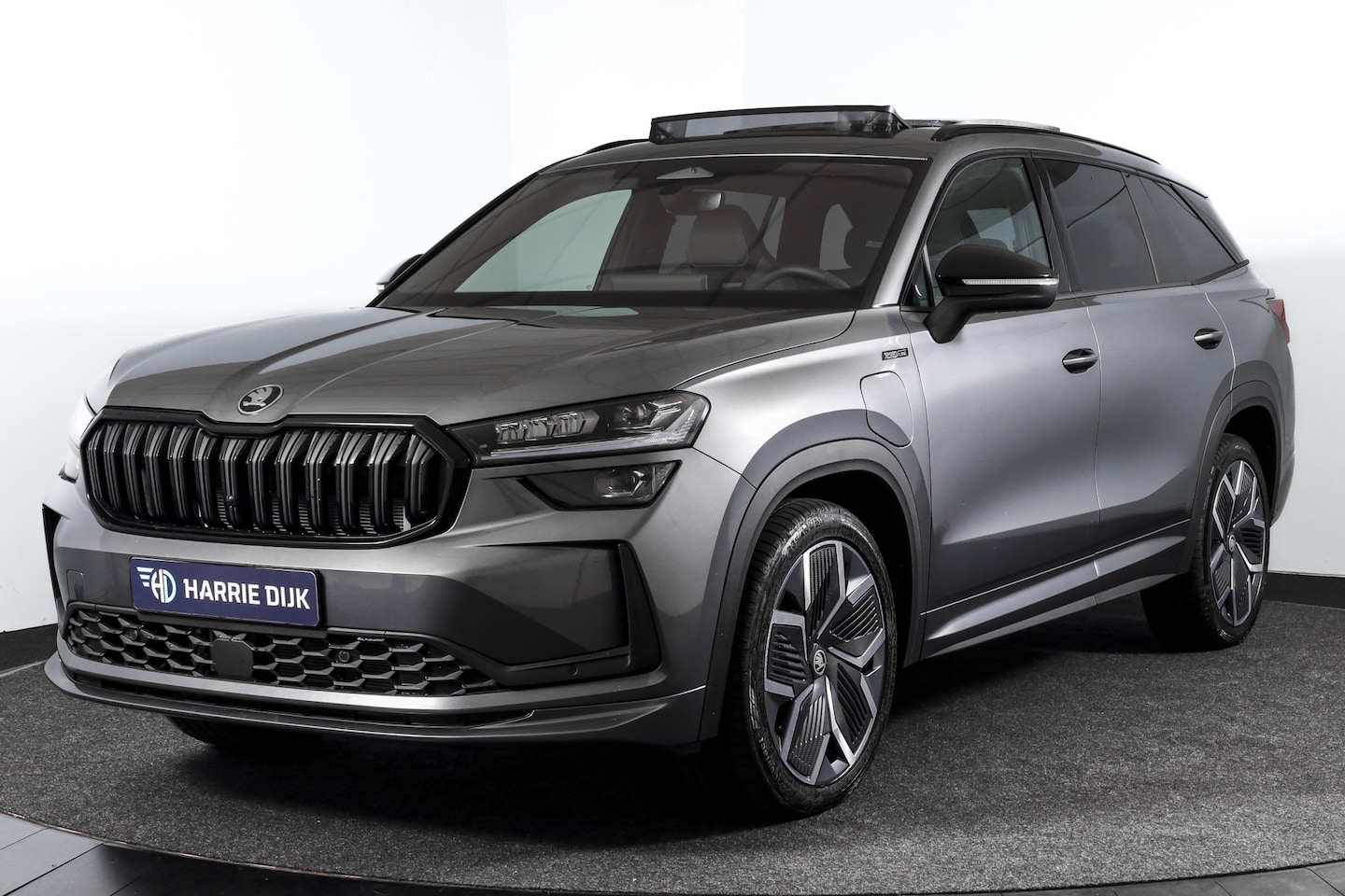 Skoda Kodiaq - 1.5 TSI PHEV Sportline Business | S/K-Panodak | DCC+ | Dig. Cockpit | Adapt Cruise | Memor - AutoWereld.nl