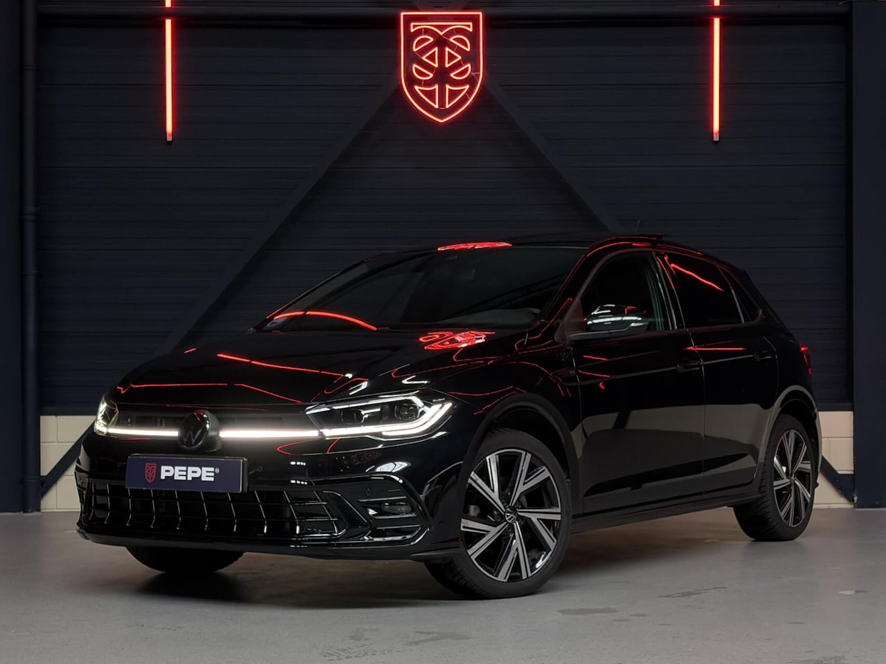 Volkswagen Polo - TSI 110PK DSG R-Line |PANO|VIRTUAL|IQ.LIGHT|IQ.DRIVE|17" - AutoWereld.nl