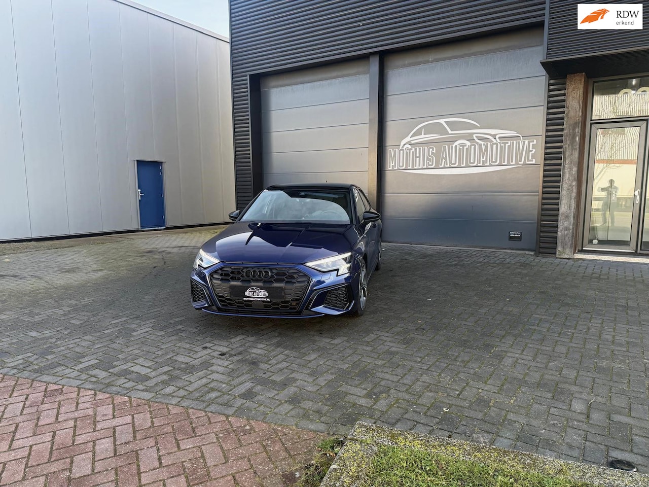 Audi A3 Sportback - 45 TFSI e S edition Competition Pano dak B&O - AutoWereld.nl