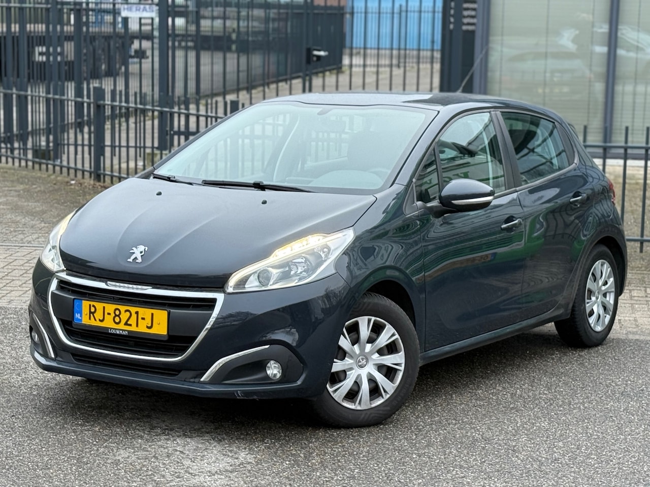Peugeot 208 - 1.2 PureTech Blue Lion 1.2 PureTech Blue Lion - AutoWereld.nl