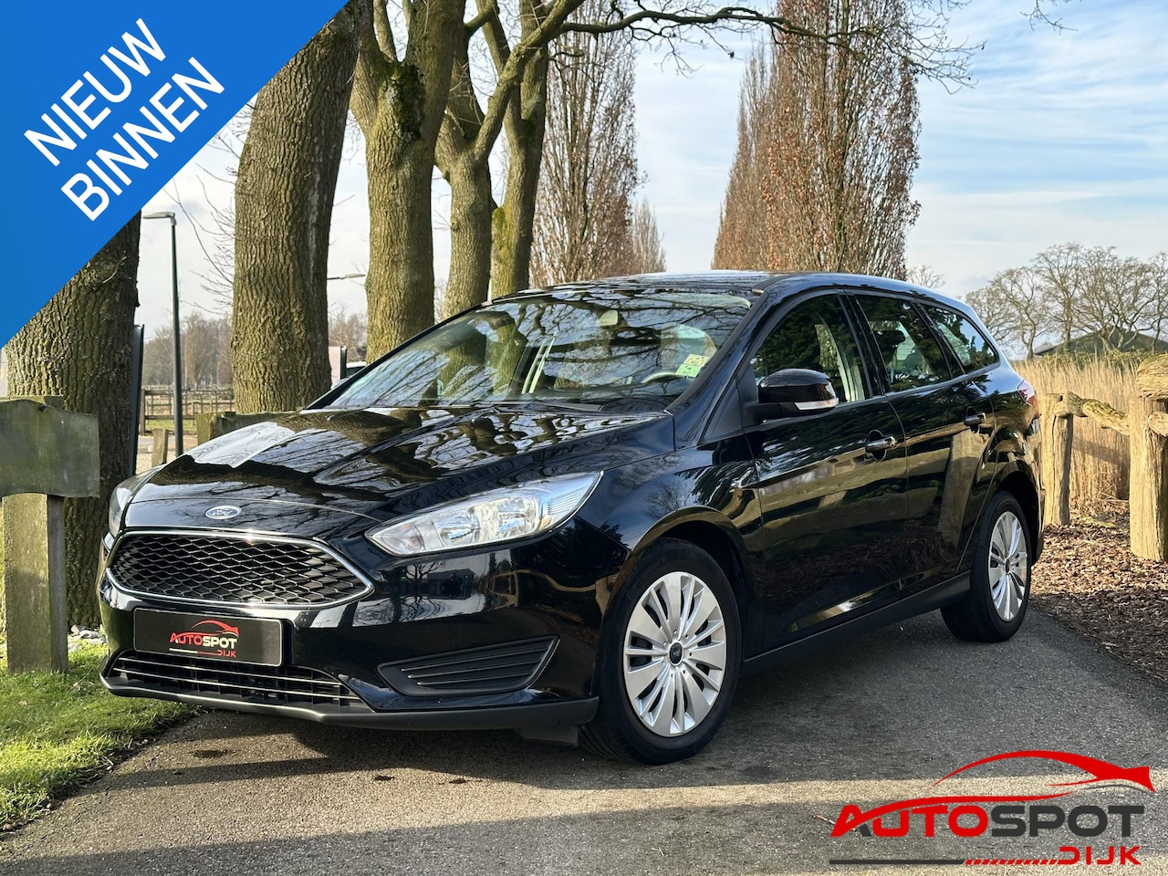 Ford Focus Wagon - 1.0 Titanium 1.0 Titanium - AutoWereld.nl