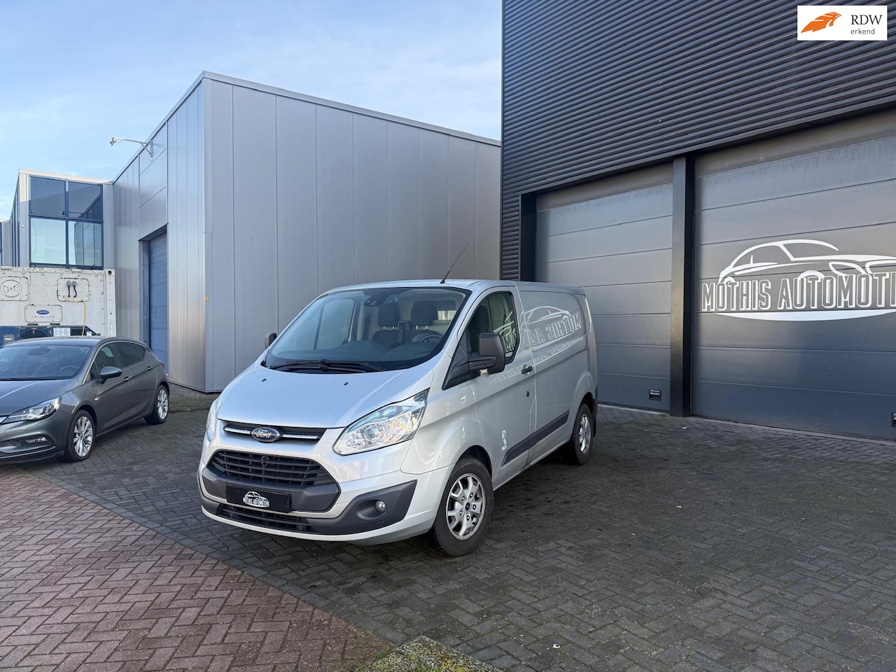 Ford Transit Custom - 270 2.2 TDCI L1H1 Trend 270 2.2 TDCI L1H1 Trend - AutoWereld.nl