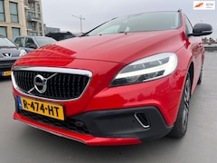 Volvo V40 Cross Country - 1.5 T3 Summum Vol Optie Clima Cruise PDC LMV StoelVerwarming Nieuwe Apk Beurt