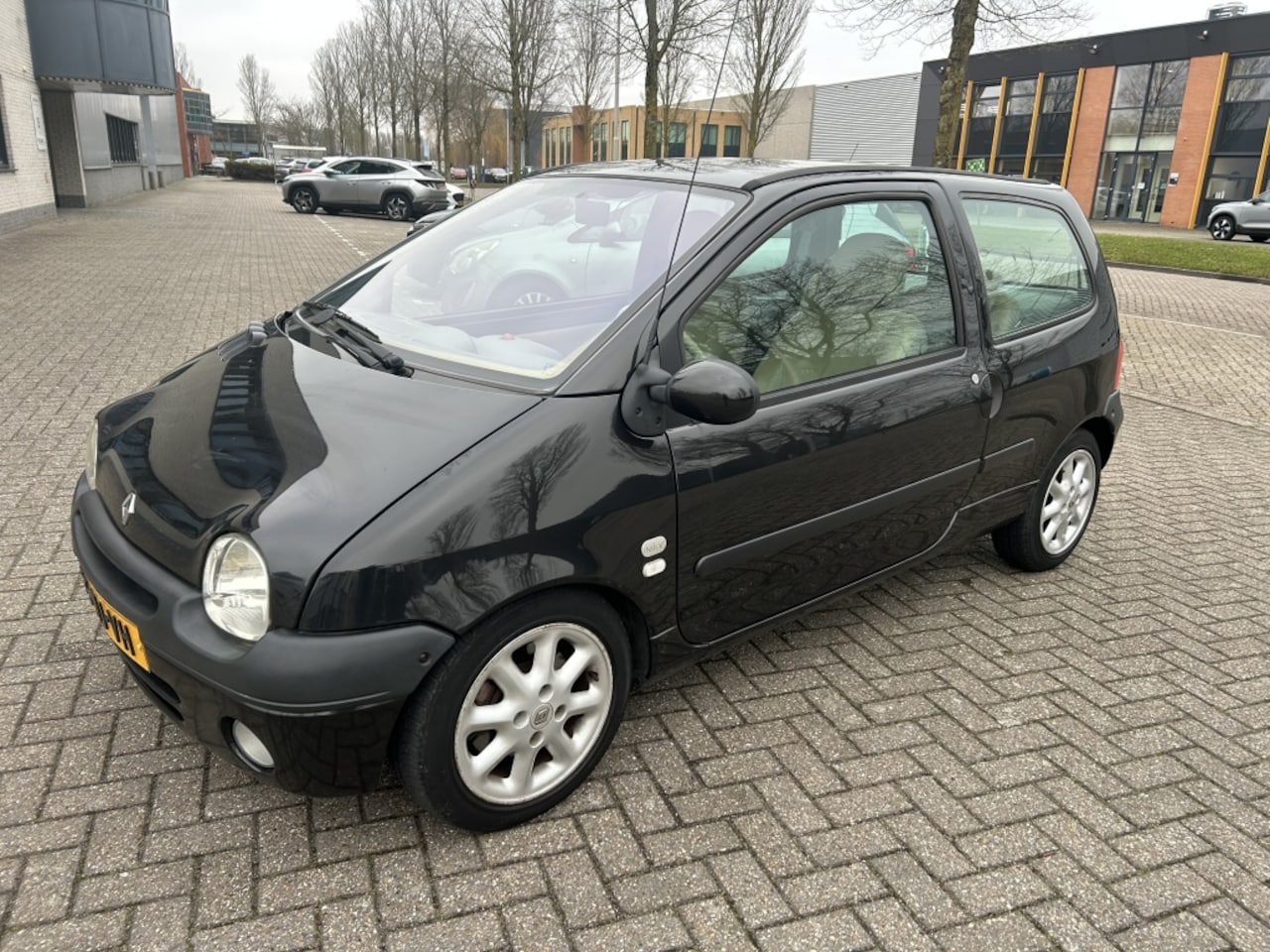 Renault Twingo - 1.2-16V Initiale 2e EIG AIRCO C.V NAP! - AutoWereld.nl