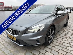 Volvo V40 - 1.5 T3 Polar+ Sport R design Panodak navi ecc