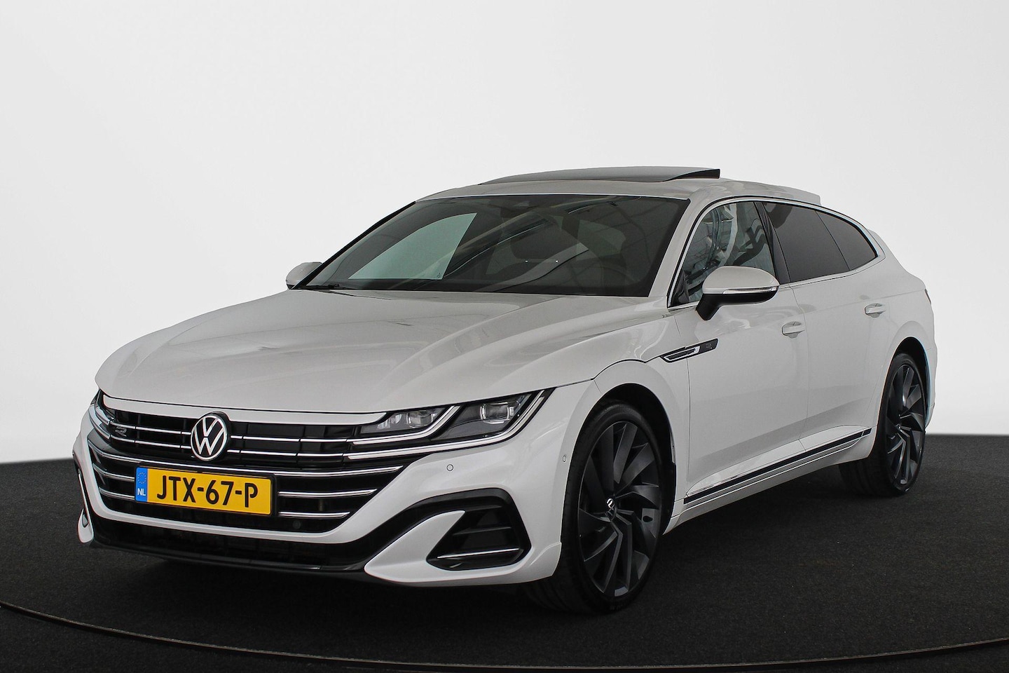 Volkswagen Arteon Shooting Brake - 1.4 TSI eHybrid R-Line Business+ Panoramadak 20" Massage - AutoWereld.nl