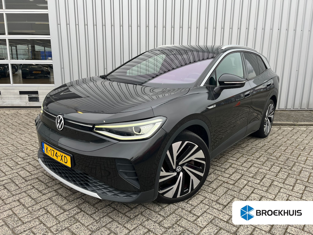 Volkswagen ID.4 - First Max 77 kWh 202pk | 360° camera | Travel assist | Panoramadak | Navigatie | Head-up d - AutoWereld.nl