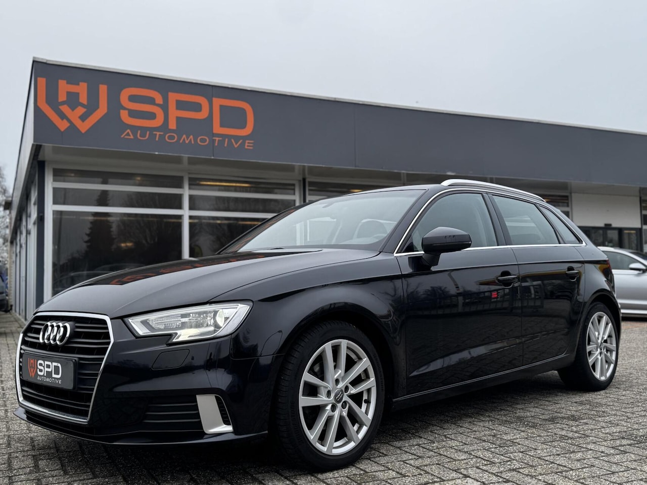 Audi A3 Sportback - 35 TFSI Business edition|Nav|Cruise|Trek| - AutoWereld.nl