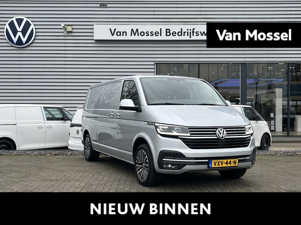 Volkswagen Transporter - 2.0 TDI L2H1 204PK | Automaat | Multifunctioneel Stuurwiel | Adaptive Cruise Control | Tre - AutoWereld.nl