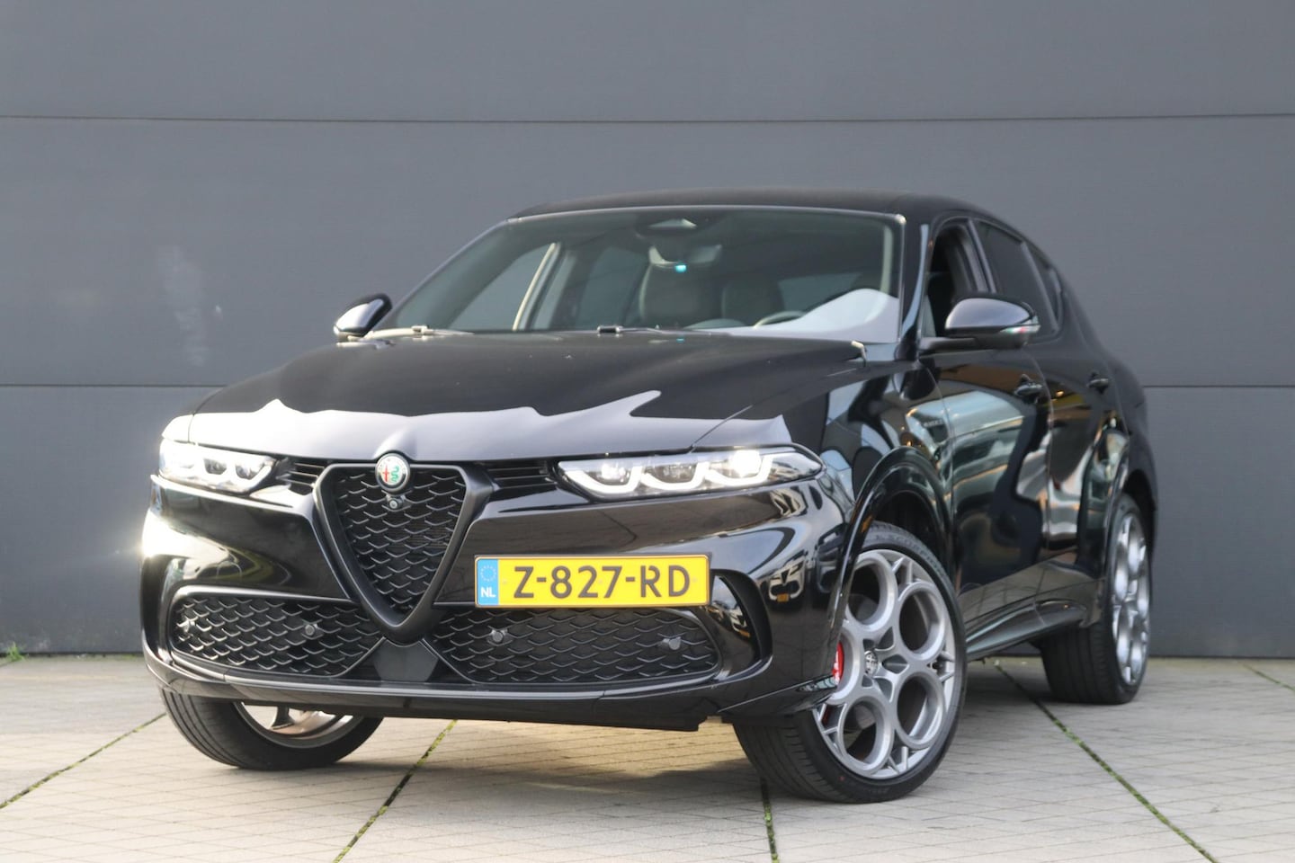 Alfa Romeo Tonale - 1.3T PHEV Veloce SOH 97% / 280PK / 20" / Adaptieve Cruise Control / Stoelverwarming / 360 - AutoWereld.nl
