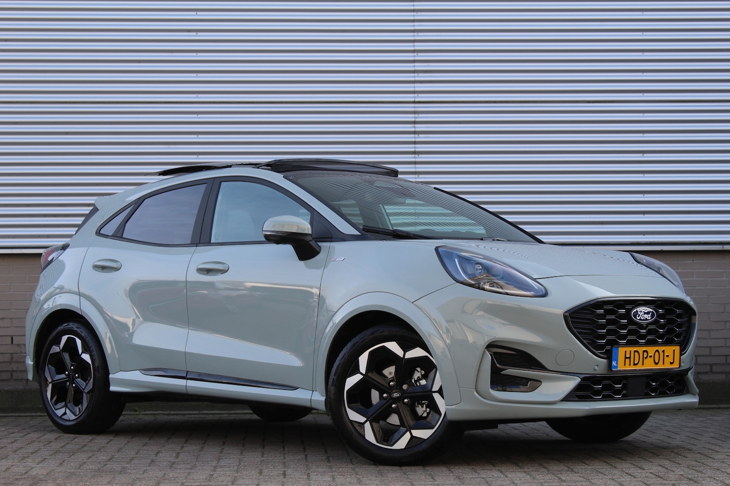 Ford Puma - 1.0 EcoBoost Hybrid 125PK ST-Line X | Adaptieve Cruise | Panoramadak | 360 Camera | BLIS | - AutoWereld.nl