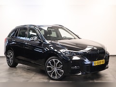 BMW X1 - sDrive20i High Executive M-sport Panoramadak PDC Trekhaak NAP Head-Up 24 maanden garantie