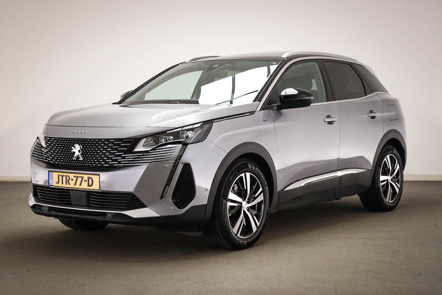 Peugeot 3008 - 1.6 HYbrid 225 GT | PANORAMADAK | DAB | APPLE | CAMERA - AutoWereld.nl