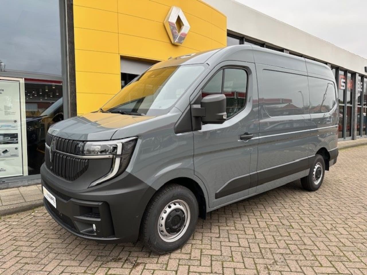 Renault Master - Nieuw model T35 2.0 dCi 150PK L2H2 Advance | GEEN BPM! | NAVI | CAMERA | CLIMAT CONTROL | - AutoWereld.nl