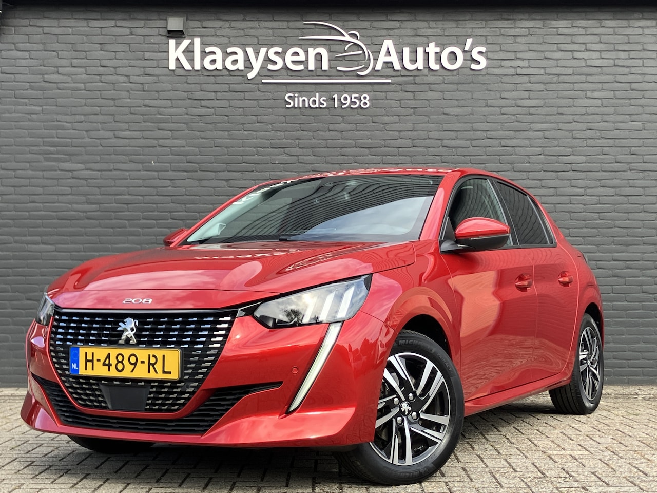 Peugeot 208 - 1.2 PureTech 101 pk Allure | dealer onderhouden | navigatie | adapt. cruise control | came - AutoWereld.nl