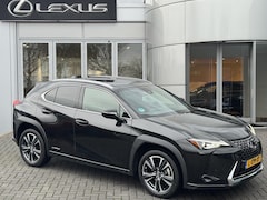Lexus UX - 250h Preference Line NL-AUTO TREKHAAK BLIND-SPOT PARK-SENS KEYLESS CARPLAY