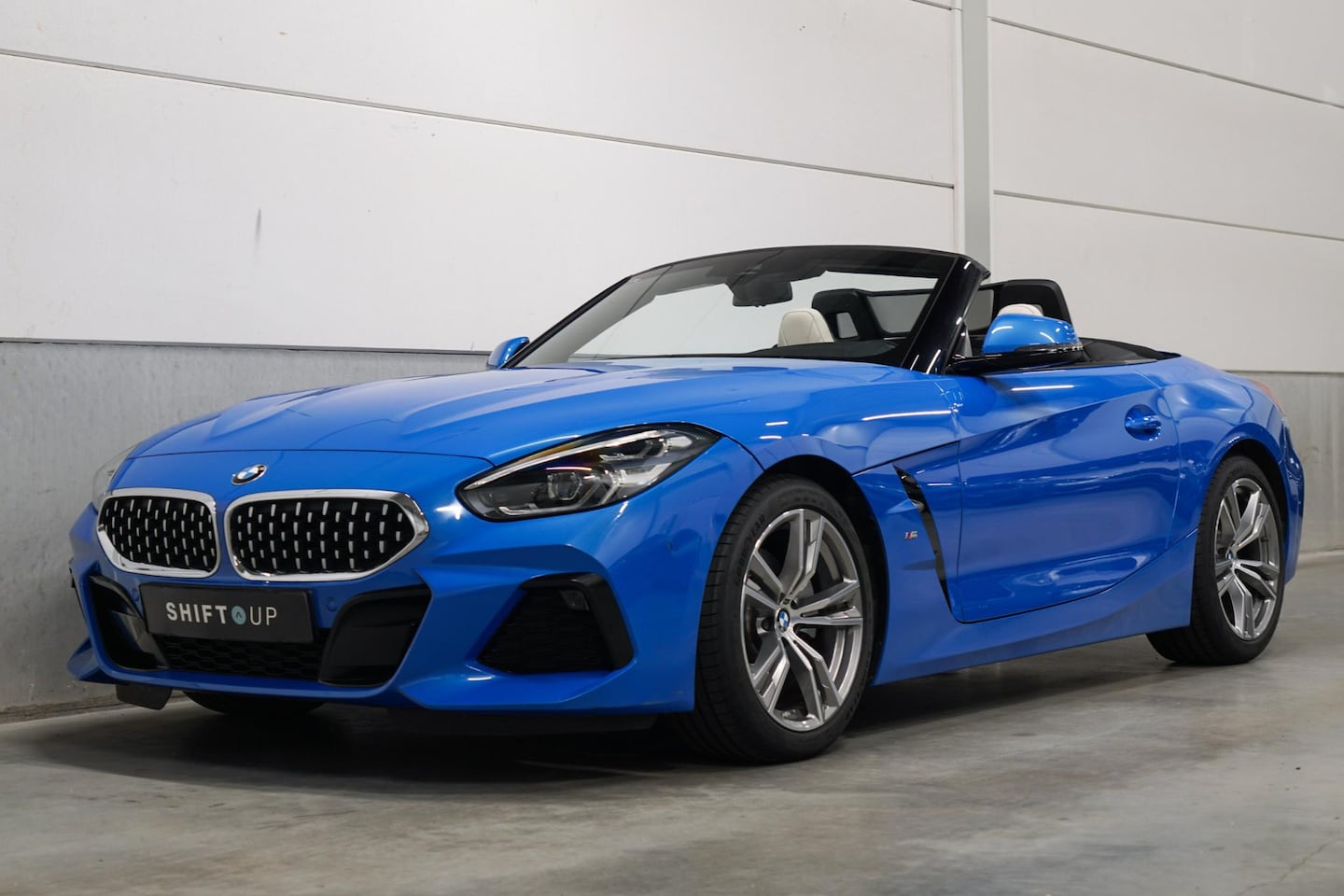BMW Z4 Roadster - sDrive20i M-Sport | Stoelverwarming | Achteruitrijcamera - AutoWereld.nl