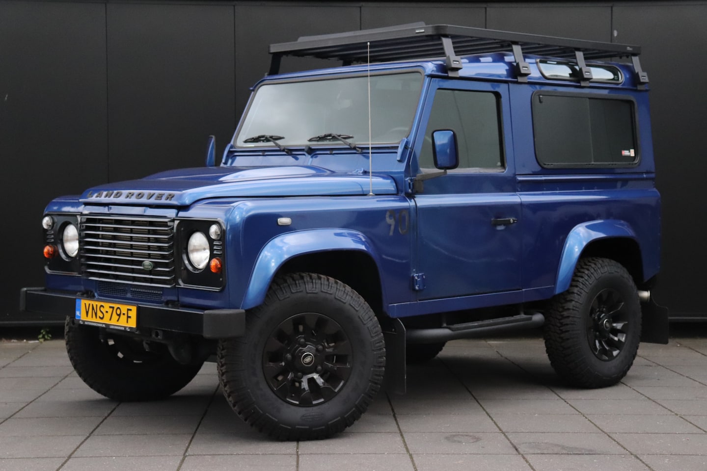 Land Rover Defender 90 - 2.2 D SW | 4 PERSOONS | AIRCO | MARGE - AutoWereld.nl