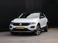 Volkswagen T-Roc - 1.5 TSI Sport Business R | STOELVERW. | PANO | CAMERA | NAVI | CRUISE | APPLE CARPLAY |