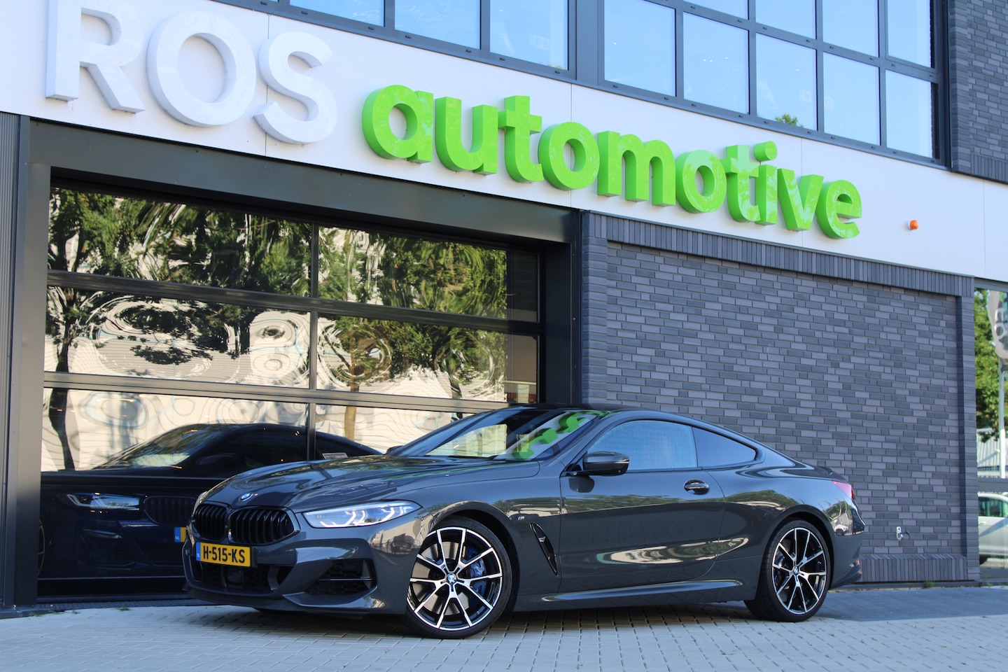 BMW 8-serie - M850i xDrive High Executive | NAP | B&W | 4WIELSTURING | CARBON | SOFT-CLOSE | HUD | 360 | - AutoWereld.nl